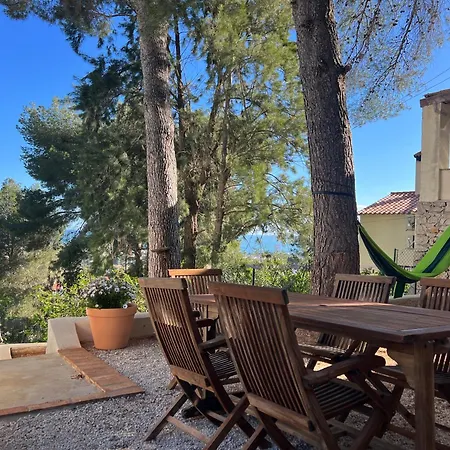House With Swimming Pool And Amazing Sea And Mountain Views In Montgo, Holiday home